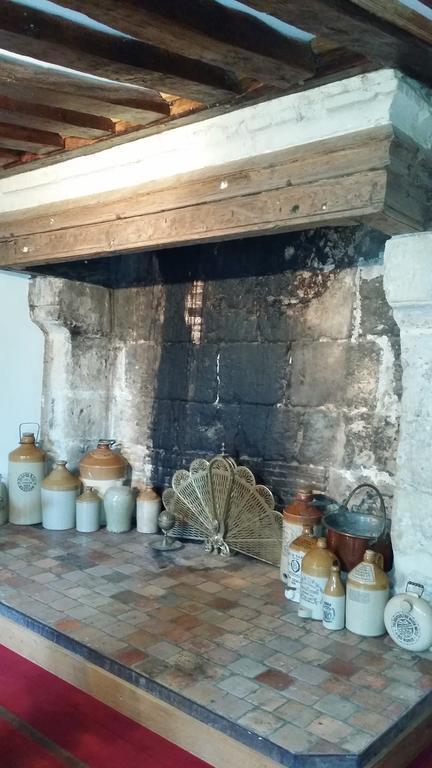 Les Trois Cheminees Chambres D'Hotes Livarot-Pays-d'Auge Exterior foto